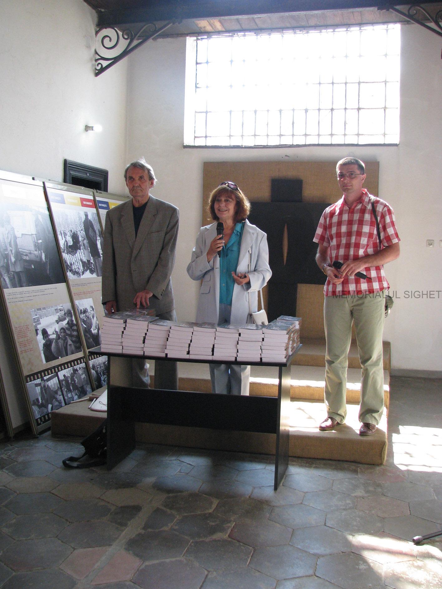 Ana Blandina, Romulus Rusan, Florin Sari