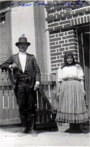 Familia Ion Faur, Arhivele Naţionale ale României, Fototeca online a comunismului românesc,Rascoale taranesti [Fotografia#NA034]